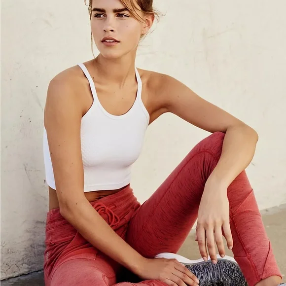 FREE PEOPLE Movement happiness Runs crop tanks size M/L  set of two Grey/White - Picture 12 of 14